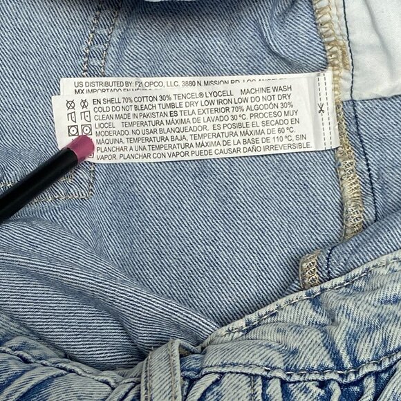 Forever 21 High Rise Gathered Yoke Stretch Faded Wide Baggy Raw Hem Jeans L Long - Picture 13 of 13